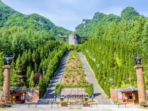 Shennong Altar