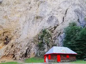Prăpăstiile Zărneștiului