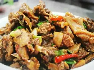 瑞华土菜馆老字号(灰汤镇店)