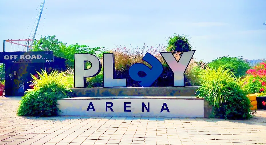 PLaY Arena
