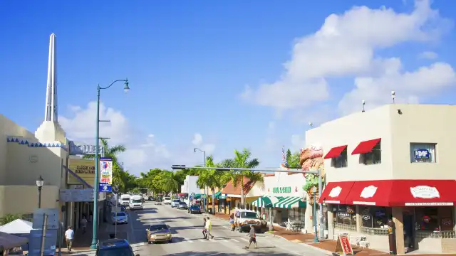 Hotels near Little Havana