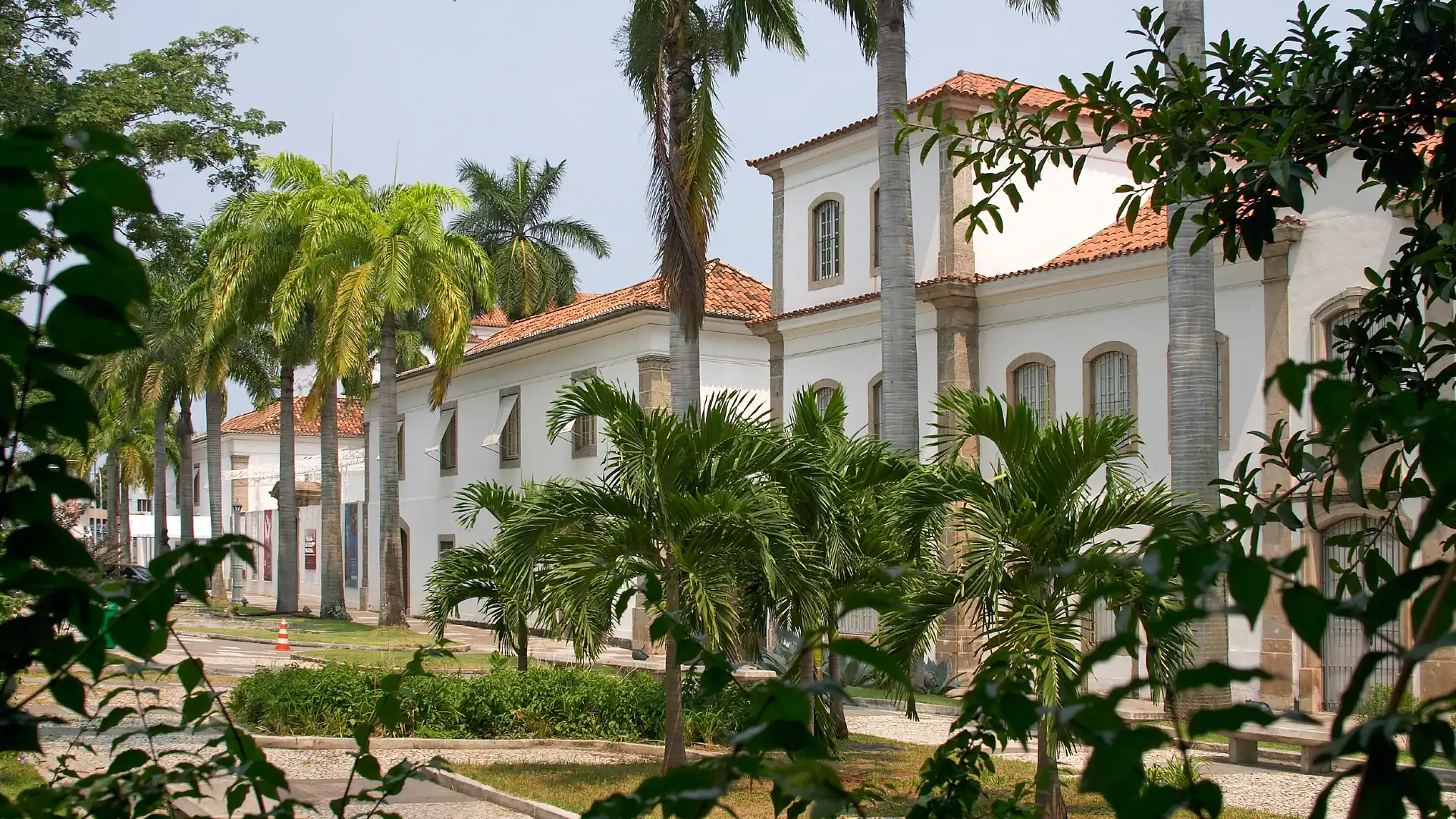 Hotels near National Historical Museum