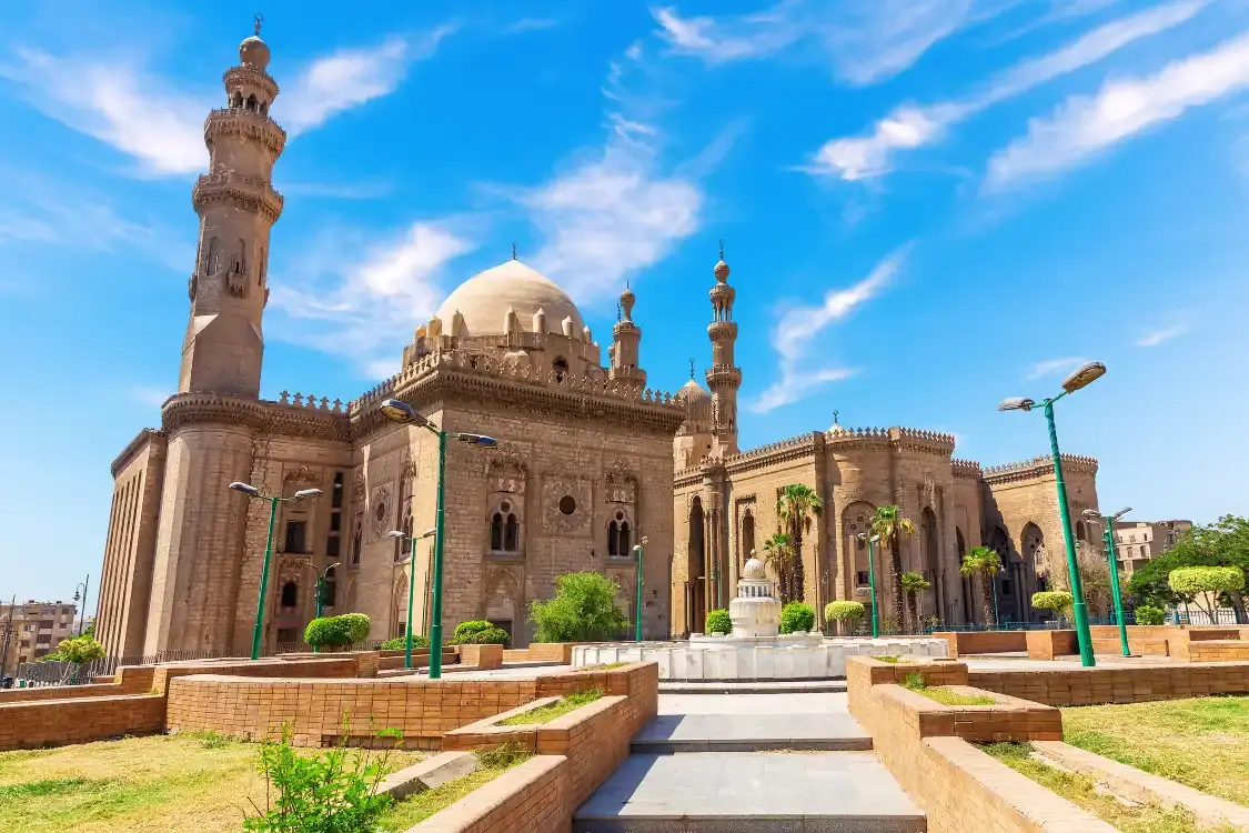 Hotel dekat Mosque-Madrassa of Sultan Hassan
