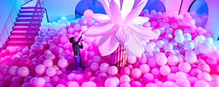 Bubble Planet: An Immersive Experience - Bellevue
