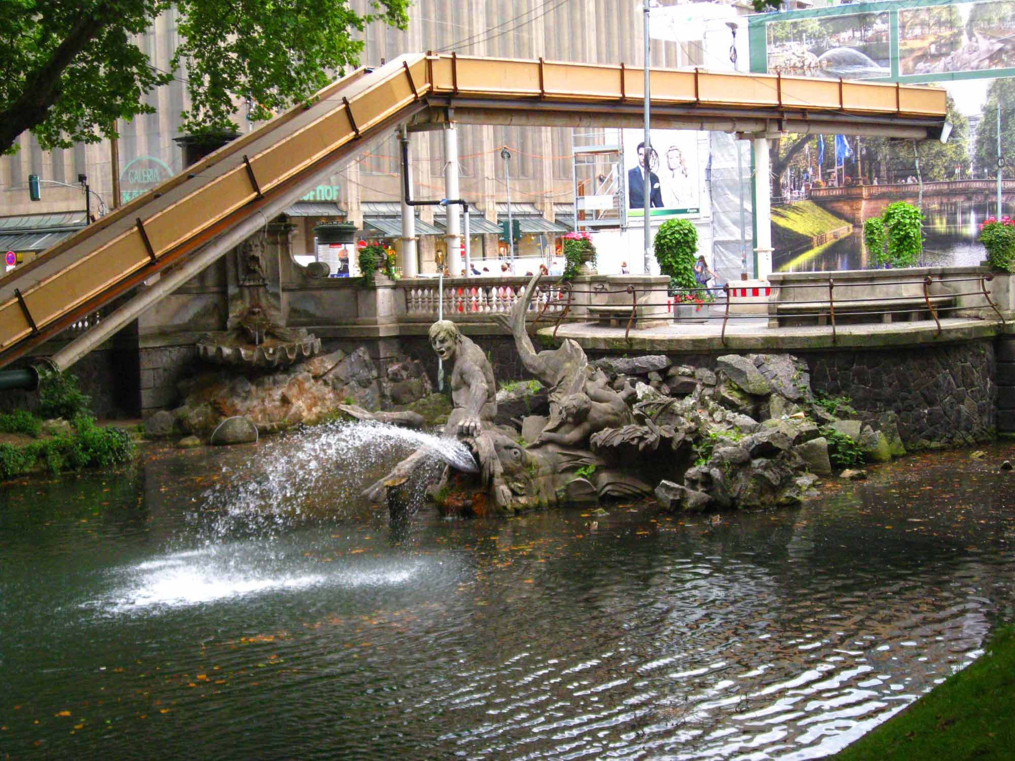 Konigsallee Travel Guidebook Must Visit Attractions In Dusseldorf Konigsallee Nearby Recommendation Trip Com