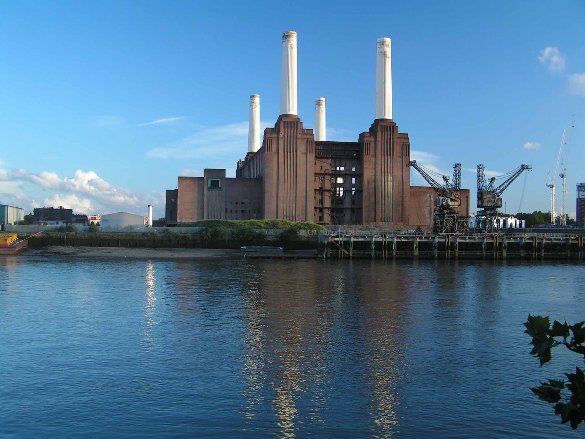 バタシー発電所のレビュー バタシー発電所のチケット バタシー発電所の割引 バタシー発電所の交通機関 所在地 営業時間 バタシー発電所周辺の観光スポット ホテル グルメ Trip Com