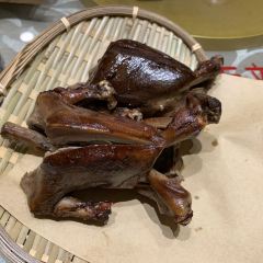 Jinxiujinshan (xihuan) User Photo