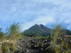 Núi Merapi