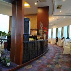 南昌東方豪景花園飯店（滕王閣八一廣場店）·怡景旋轉餐廳張用戶圖片