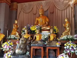วัดผาตากเสื้อ
