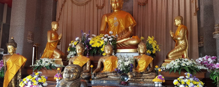วัดผาตากเสื้อ