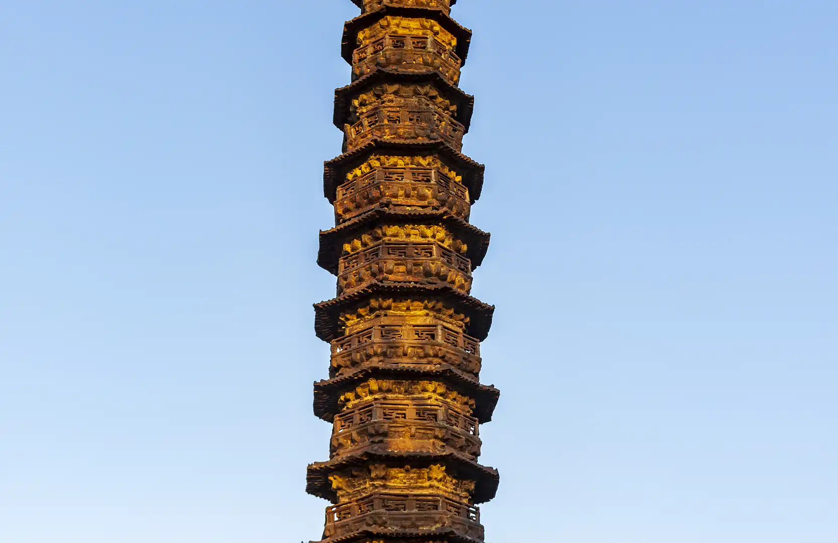 Hotels near Liaocheng Iron Pagoda Cultural Museum - Iron Pagoda