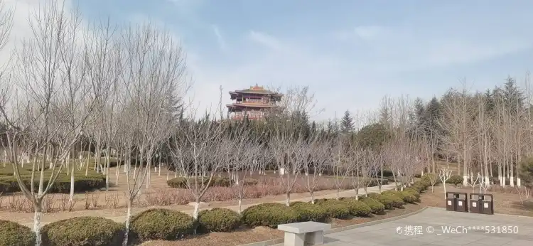 Hotels near Huangjinge Park