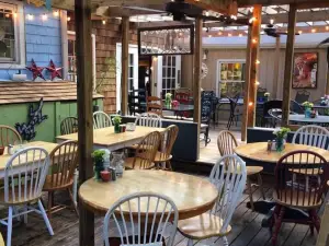 Leaping Lizard Cafe