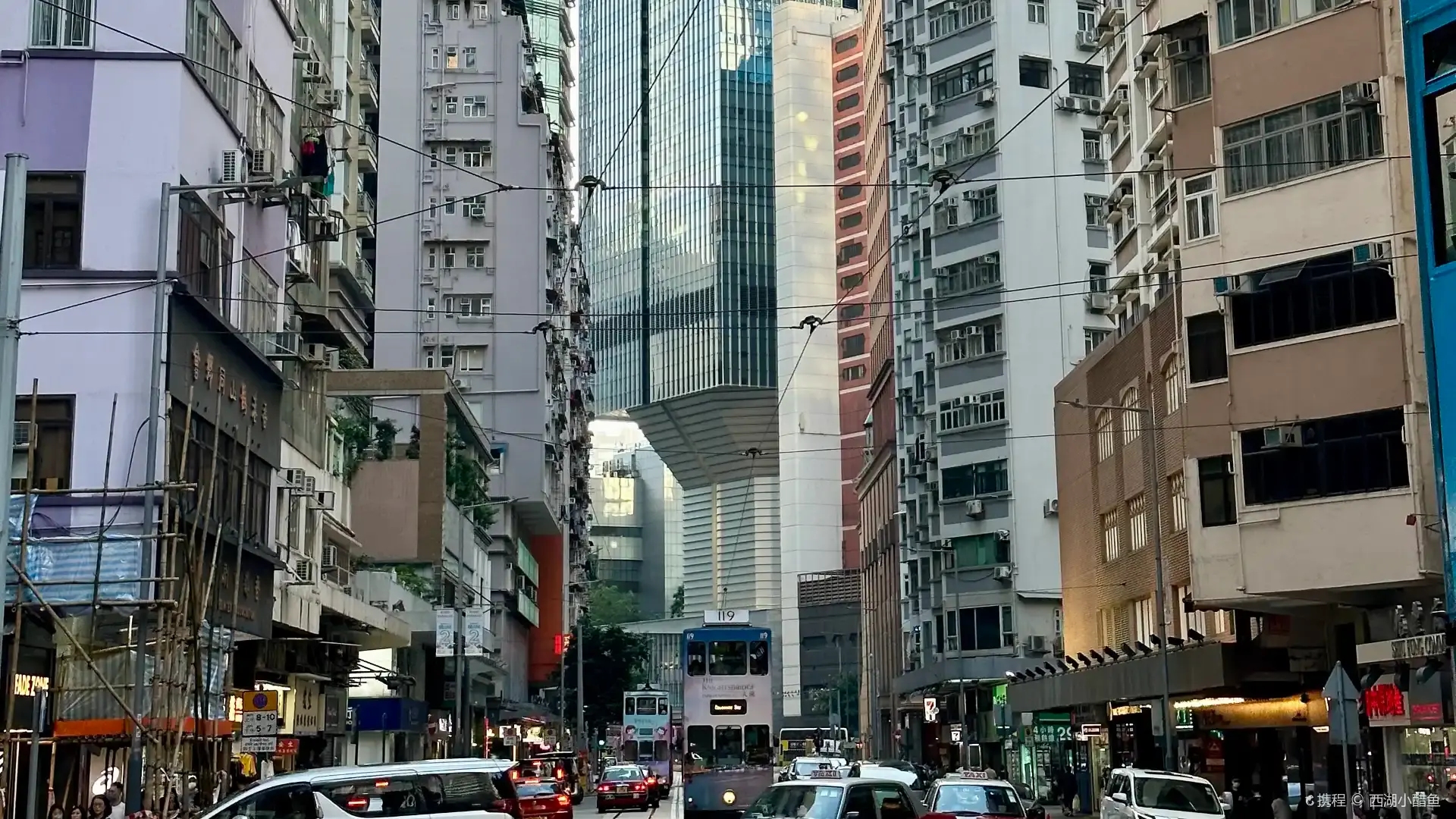 鄰近皇后大道西的酒店