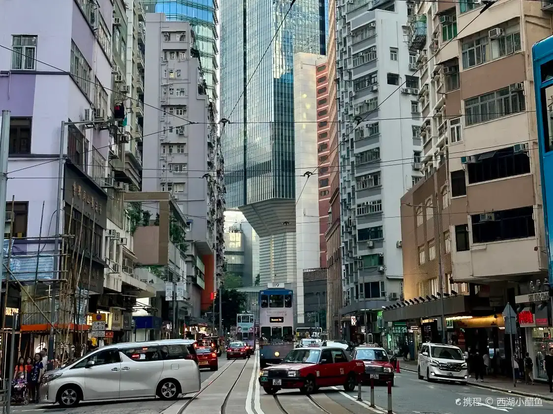 Hotels near Hong Kong Queen's Road West
