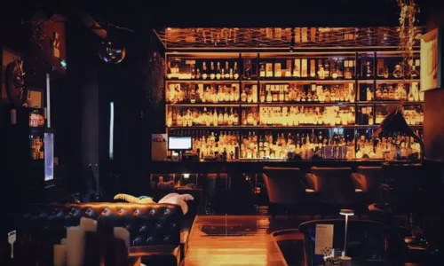 2046 ARTMUSICBAR