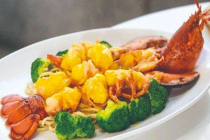 Mayflower Seafood Market