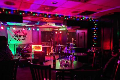 Tanqueray's Bar & Grille