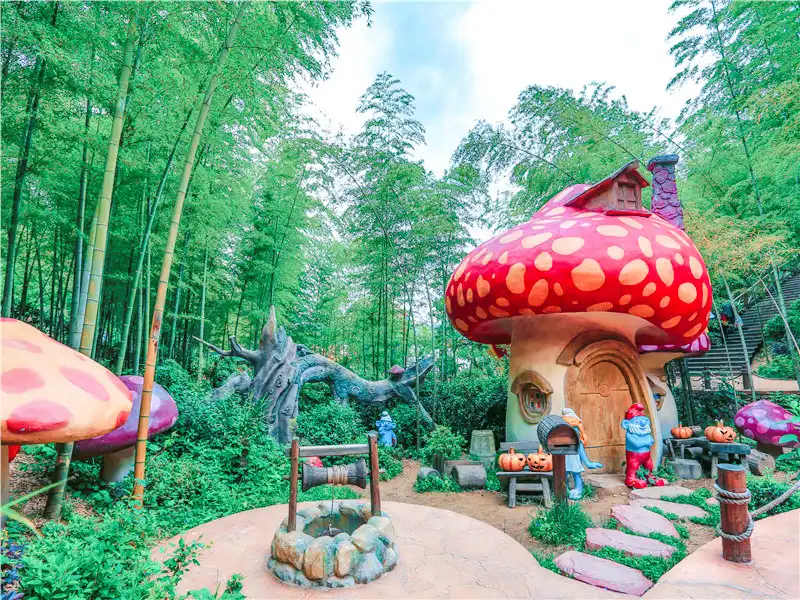 Hotels near Longxing Island
