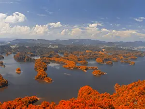 Thousand Island Lake