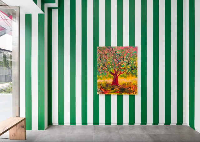 莎拉·休斯·奧斯汀·埃迪《根與果》展覽 | 首爾