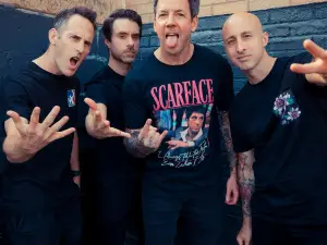 Simple Plan <Bigger Than You Think> Tour