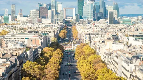 Avenue des Champs-Élysées attraction in Paris