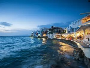 Popular Night Attractions in Mykonos