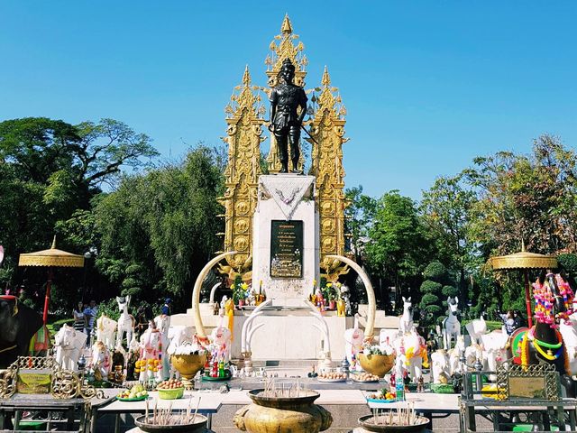 King Mengrai Monument