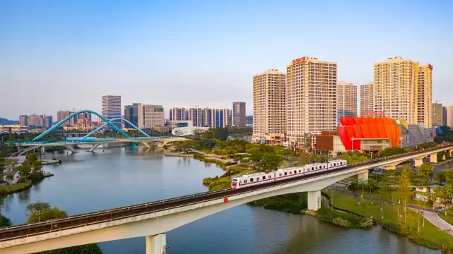 Hotels near Jiaomen Park