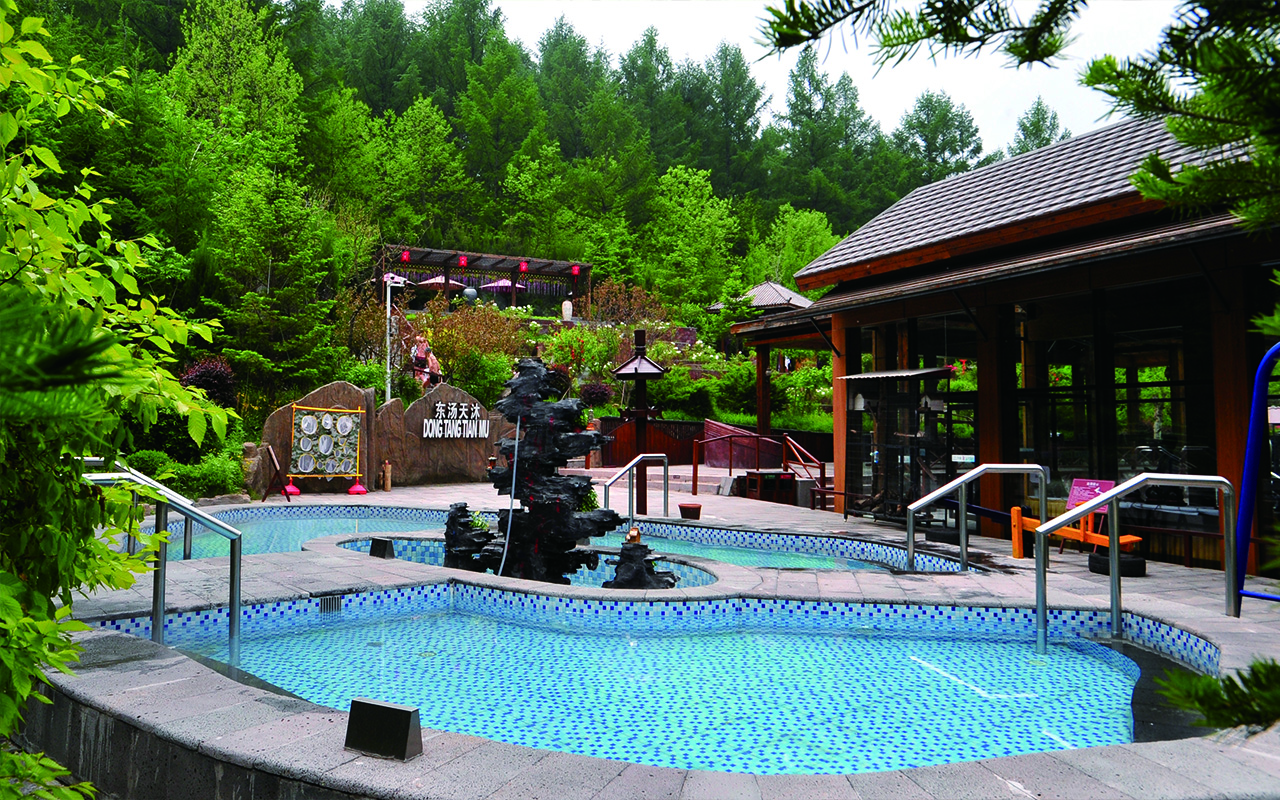 Dandong Tianmu Junlan Hot Spring