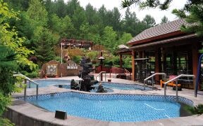 Dandong Tianmu Junlan Hot Spring