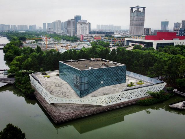 Mingzhu Culture Square - Shaoxing (day)