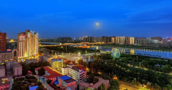 Hotels near Weibin Park