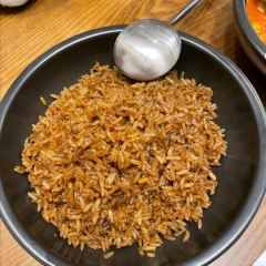 Rong Yi (Kai De Plaza) User Photo