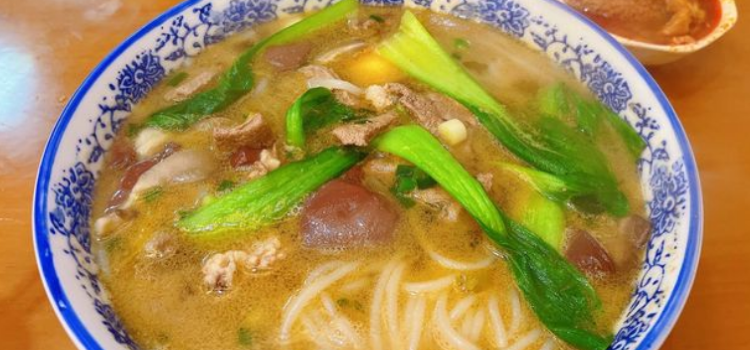 Qiufangfendian (cenggong)