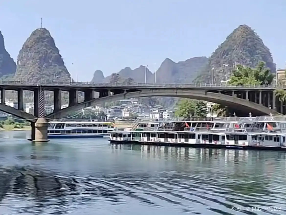 Hotels near Yangshuo Bridge