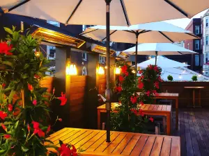 Daedalus Restaurant