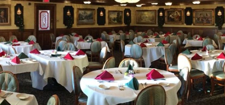 Charlotte's - Newtown Square
