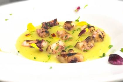 La Gioconda guarda Napoli