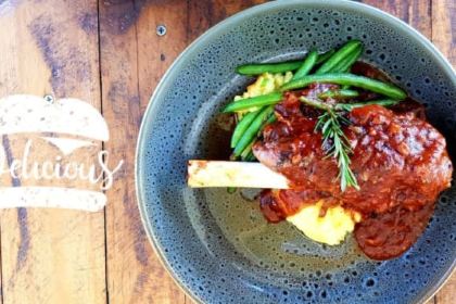 Bay Bay's on Scarborough