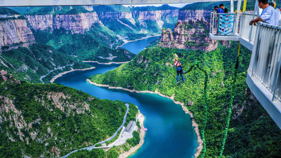 Bungee Jumping in Xinxiang