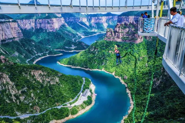 Bungee Jumping in Xinxiang