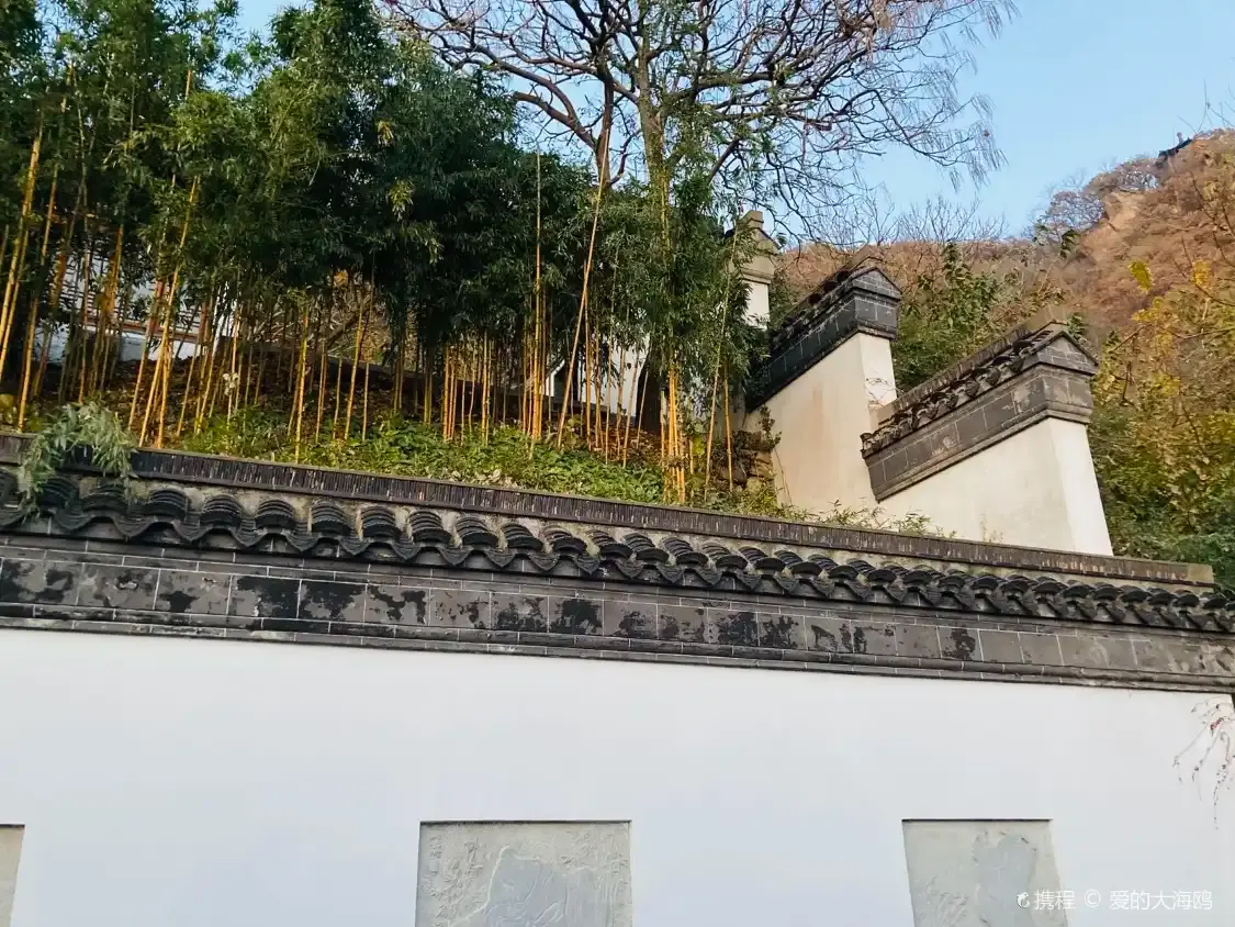 Hotels near Pingzhu Temple
