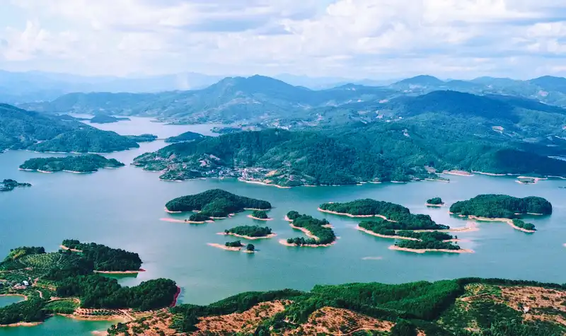 Hôtels à proximité de : Cuiping Lake