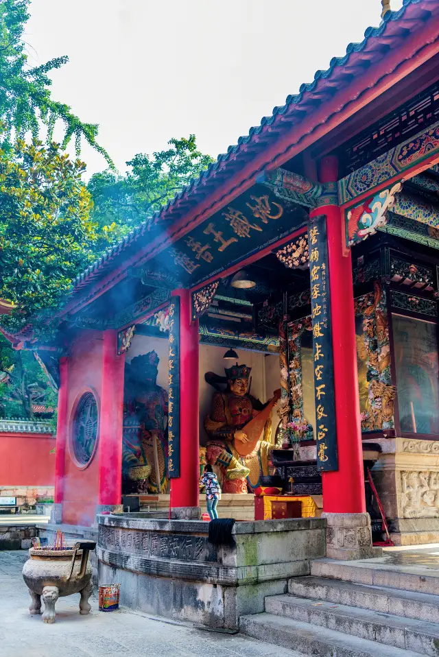 Buddhist Culture Experiences in Guiyang