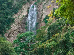 Hongkan Waterfall