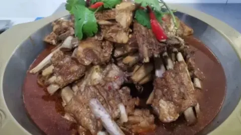Old Beijing Lamb Spine Hot Pot (Tianshui Heating Building Branch) in Gansu