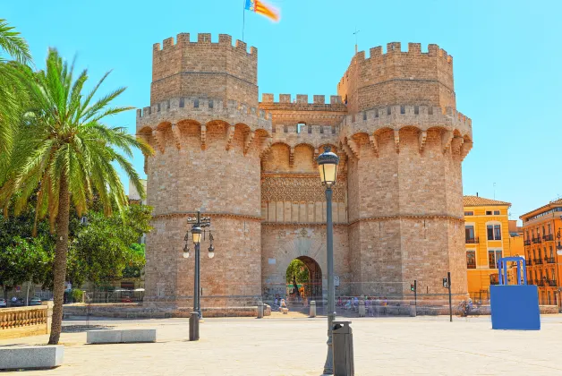 Отели с услугой парковкой в г. Кальпе